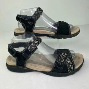 Clarks Collection Womens 8.5 Black Amanda Sprint Flat Sandal Hook and Loop